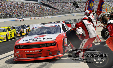 Sam Hornish Jr. Battles to a 13th-Place Finish at Dover