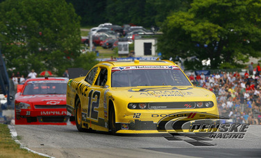 Hornish Earns a Hard-Fought 5th-Place Finish 