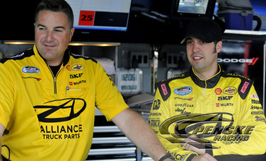 Hornish to Start 8th in VFW Sport Clips Help A Hero 200