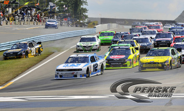 Hornish Notches a Top-Three Finish in Zippo 200