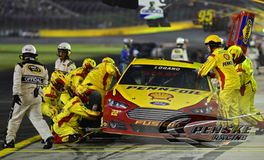 Handling Issues Relegate Logano to 18th at Charlotte