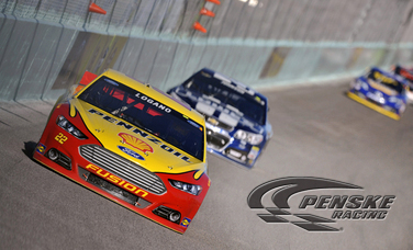 Logano Finishes 2013 with Another Top-10 Result