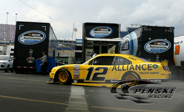 Hornish and Blaney Sweep Front Row at Kentucky