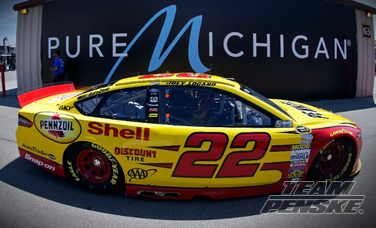 Logano Grabs Front-Row Starting Spot in Michigan